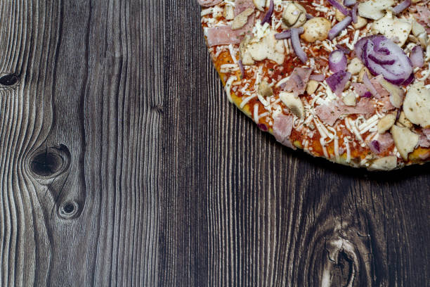 Elevated Frozen Pizza Pictures | Download Free Images on Unsplash