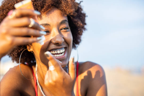 istock I protect my skin with sunscreen 1419357480