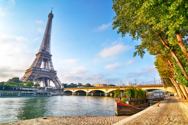 istock Seine riverbank, Paris 1419358545
