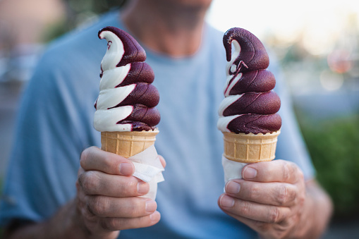 adult, ice cream, soft serve ice cream,
