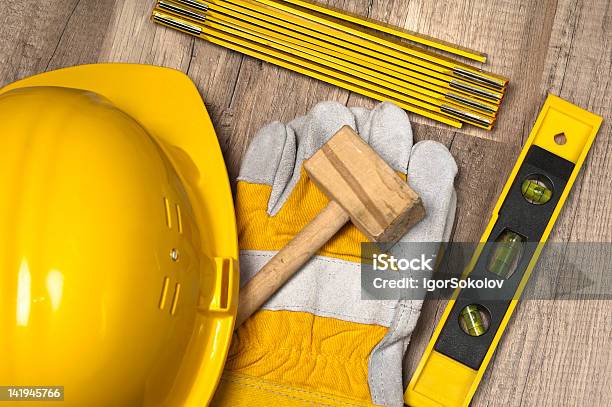 Strumenti Di Lavoro - Fotografie stock e altre immagini di Attrezzatura - Attrezzatura, Attrezzi da lavoro, Carpenteria