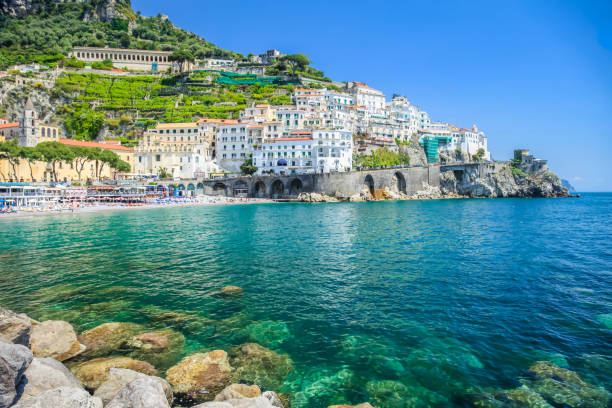 Amalfi cityscape bay at sunny day, Amalfi coast of Italy, Southern Europe Idyllic Amalfi cityscape bay, Amalfi coast of Italy, Southern Europe ravello stock pictures, royalty-free photos & images