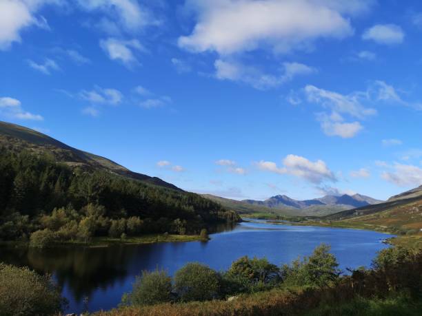 istock Llynnau Mymbyr 1419561468