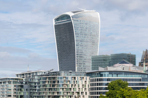 istock Futuristic office building in London 1419615413