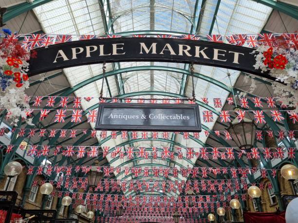 istock Apple market in Covent Garden 1419618295