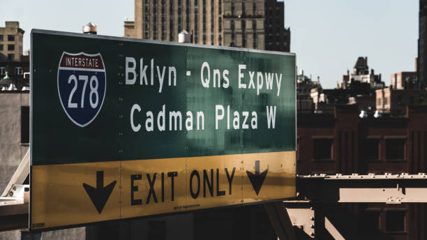 BQE exit BQE exit sign BQE stock pictures, royalty-free photos & images