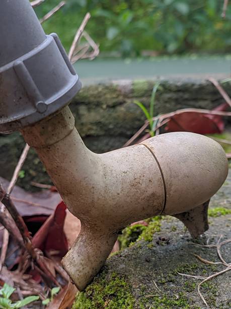 istock Defocused old faucet with faded colors 1419728685