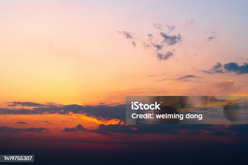 istock sunset sky sunset 1419755307