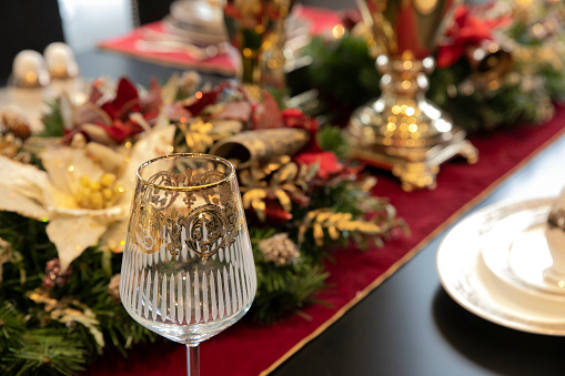 Elegant Christmas table setting