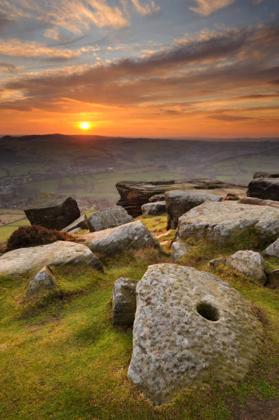 istock Curbar Edge, Peak District National Park, England, UK 1419830120
