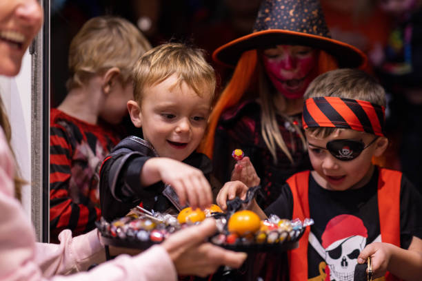 istock Trick Or Treating With Friends 1419851356