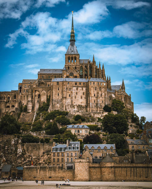 istock Mont Saint michel france 1419867073