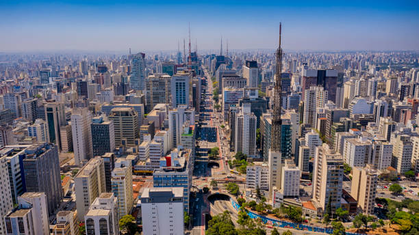 aerial view of paulista avenue, sao paulo, brazil - deelstaat são paulo stockfoto's en -beelden