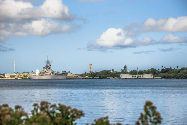 pearl harbor - mahnmal uss arizona stock-fotos und bilder