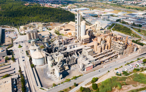 istock Aerial view of cement plant 1420074552