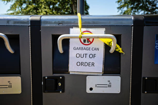 istock Trash Can -- Out of Order?? 1420233154