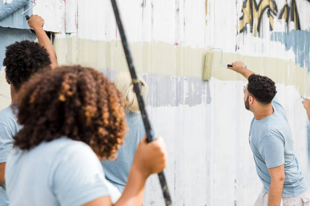 istock Rear view of volunteers 1420307920