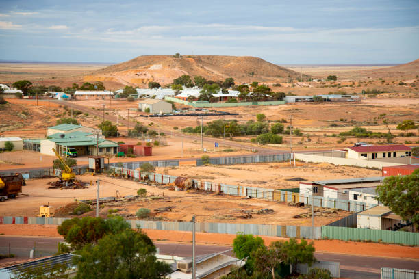 istock Town of Coober Pedy 1420308192
