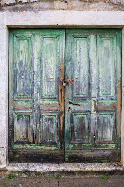 istock Old doorway in an abandoned house, Perast, Montenegro 1420512051
