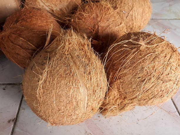 istock Coconut skin that has been removed 1420653857