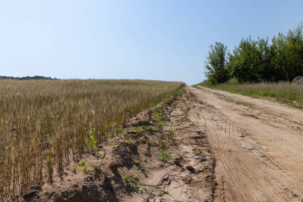 istock Gravel highway in rural areas 1420698507