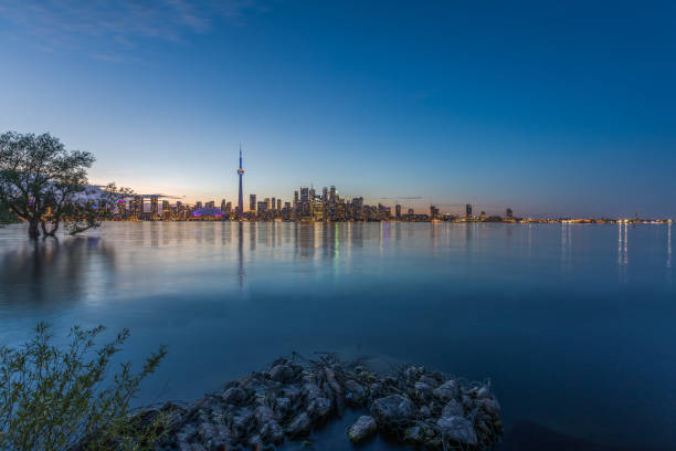 istock Skyline of Toronto, Ontario, Canada at sunset 1420725822
