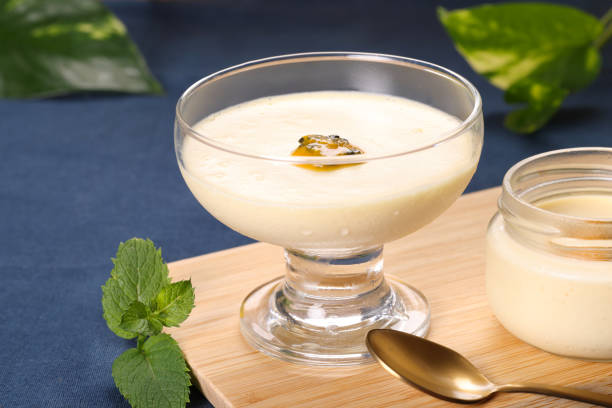 Mousse de Abacaxi e Hortelã: Fácil, Cremosa e Refrescante - receita deliciosa profissional - passo 3