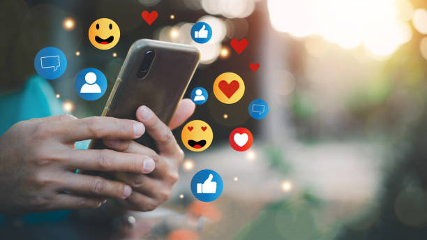 istock Concept of using social media, technology, digital media, online surfing. 1420844042