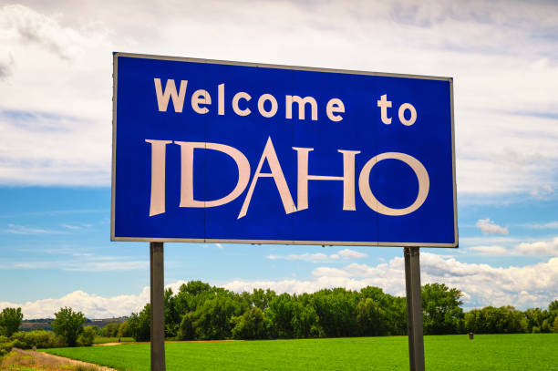 istock Welcome to Idaho State Sign 1421028466