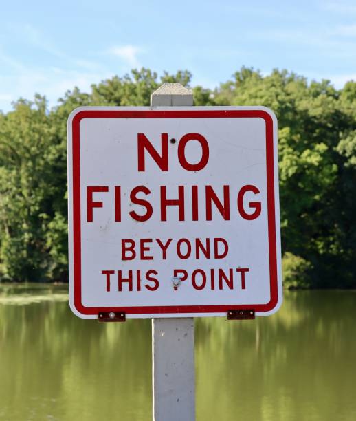 istock No Fishing 1421087448
