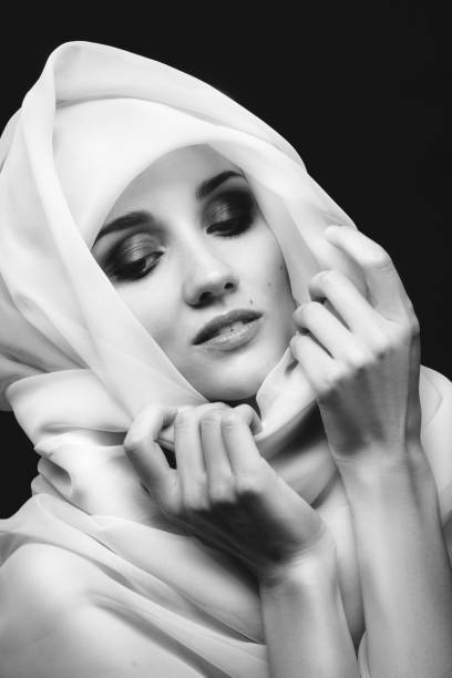 istock woman in veil 1421099121