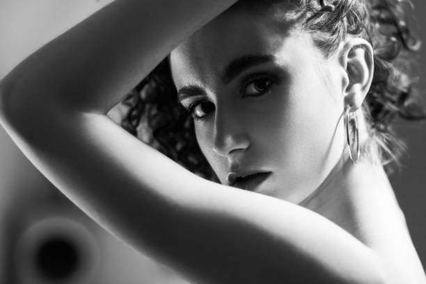 istock sensual topless woman 1421105670