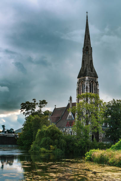istock Moody skies over St Albans 1421110401