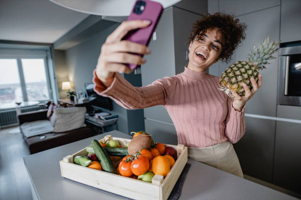 istock Funny food vlogging 1421125641