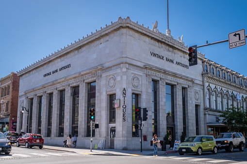 Petaluma, CA - May 20, 2022: Vintage Bank Antiques at the corner of Western Avenue and Petaluma Boulevard North.