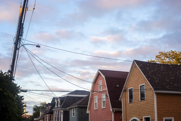 istock Tops of Houses 1421174310
