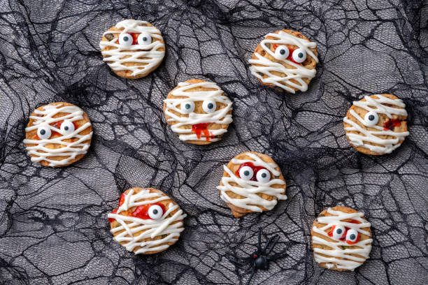 istock Mummy cookies for Halloween party. 1421216290