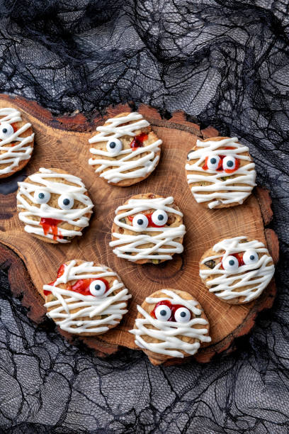 istock Mummy cookies for Halloween party. 1421216299
