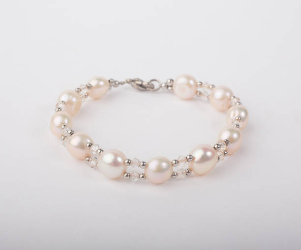 istock Genuine pink pearl bracelet decorated with bead 1421262973