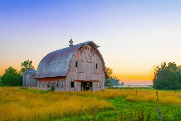 istock Old Weathered barn at sunrise-Howard County, Indiana 1421287452