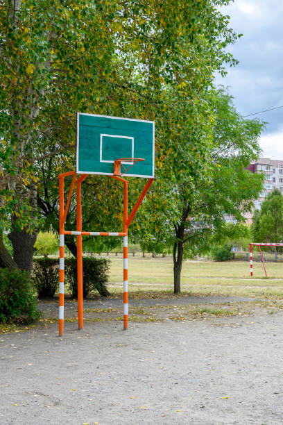 istock old basketball hoop 1421299799