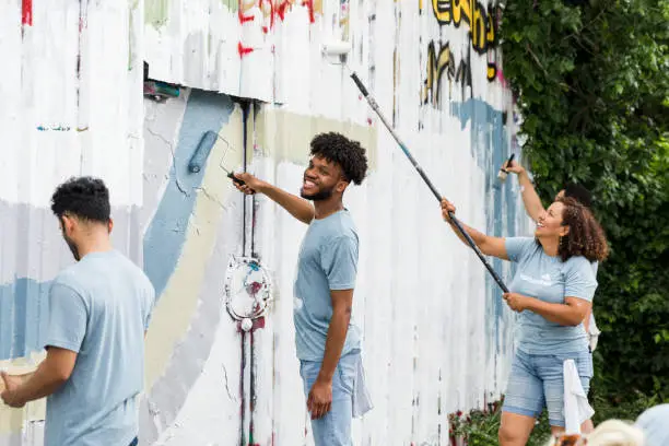 Photo of Family works together