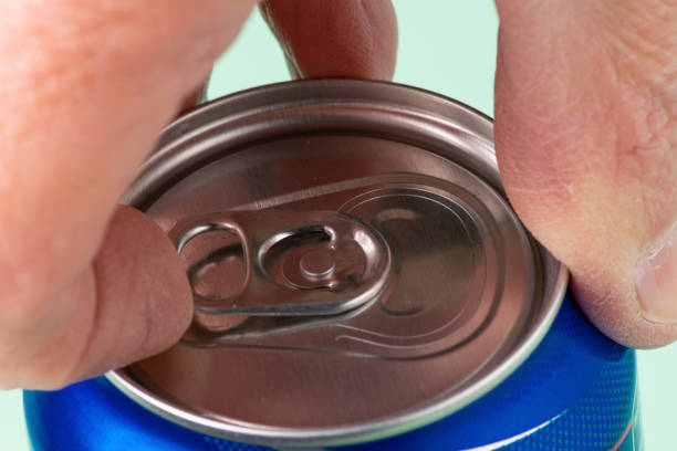 istock View of soda can trying to be opened 1421585613