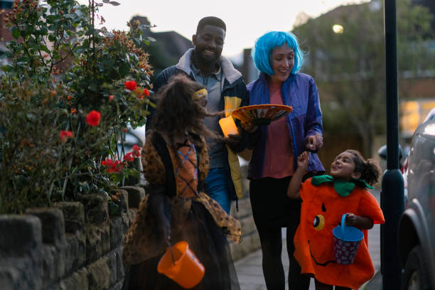 istock Trick or Treat With Mum and Dad 1421609801