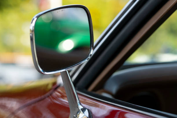 istock Large exterior mirror on the old car 1421628865