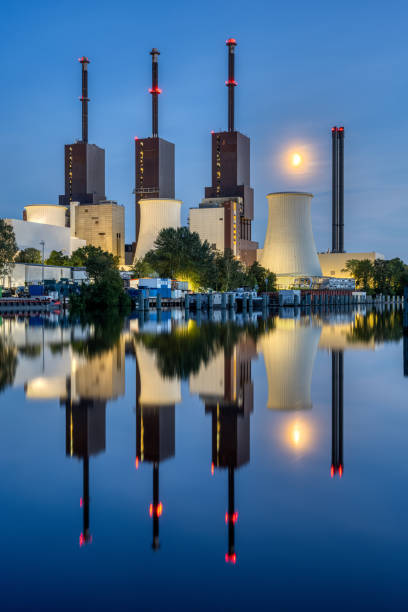 istock A thermal power station in Berlin at dusk 1421633443