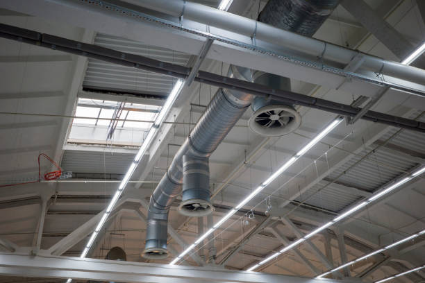 aire acondicionado en el techo para el sistema de ventilación - música industrial fotografías e imágenes de stock