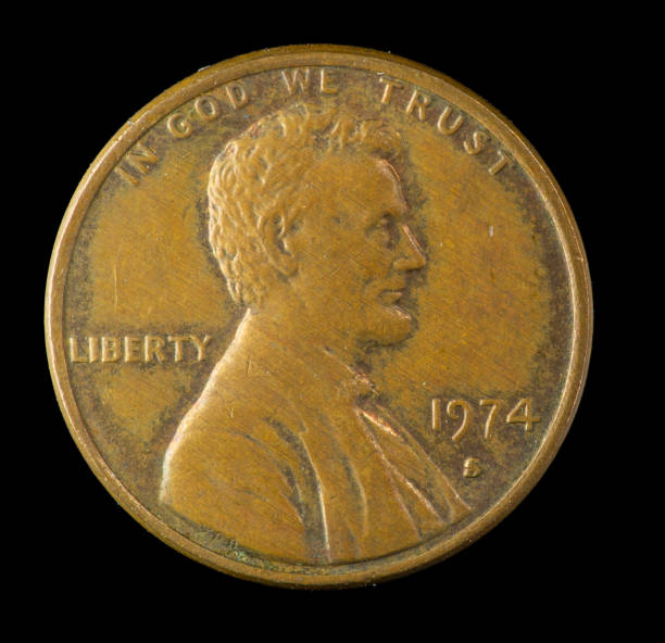 istock 1974 S Lincoln US penny 1421727423