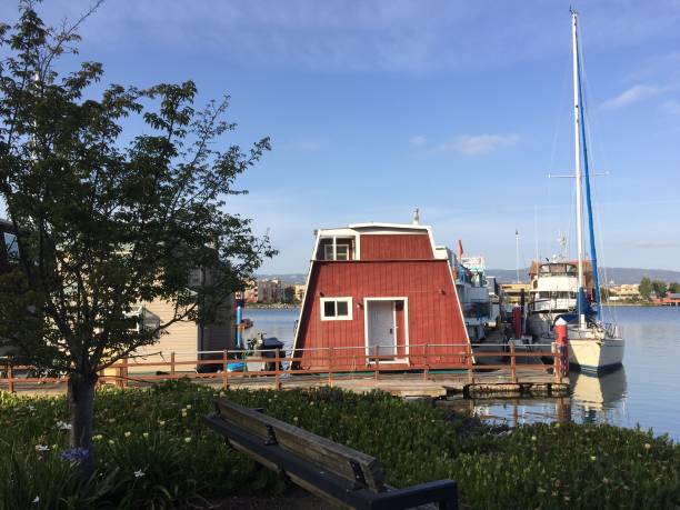 Alameda, CA - Houseboat