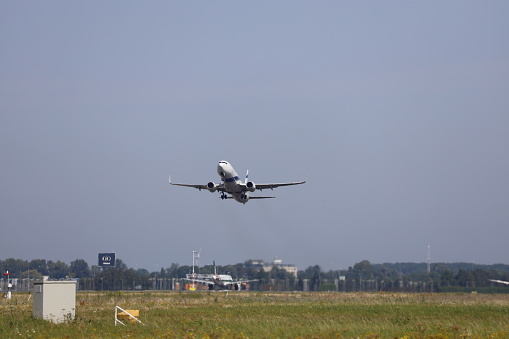 4X-EHC El Al Israel Airlines Boeing 737-958ER(WL) departing from Amsterdam Schiphol Airport at Aalsmeerbaan netherlands